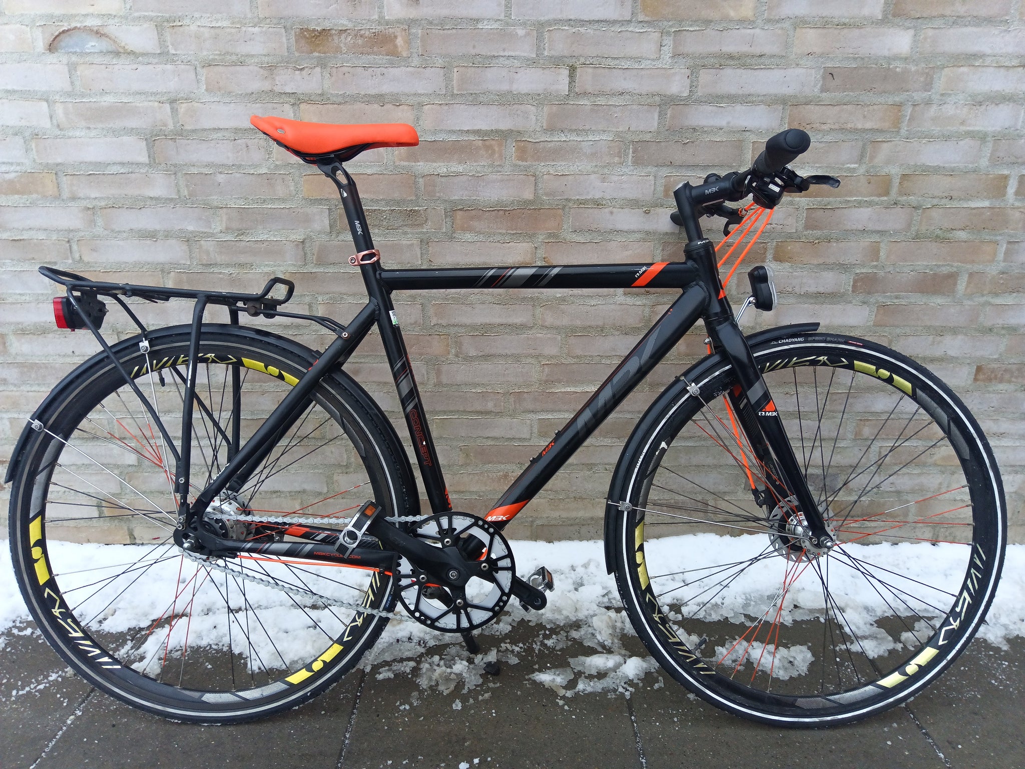 MBK Concept in Black / Orange – FlexiFix