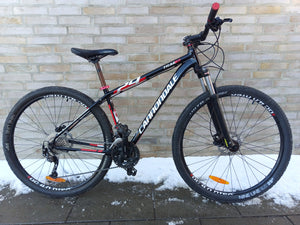 Cannondale Trail5 in Black/Red