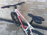 Specialized Hardrock in White/Red