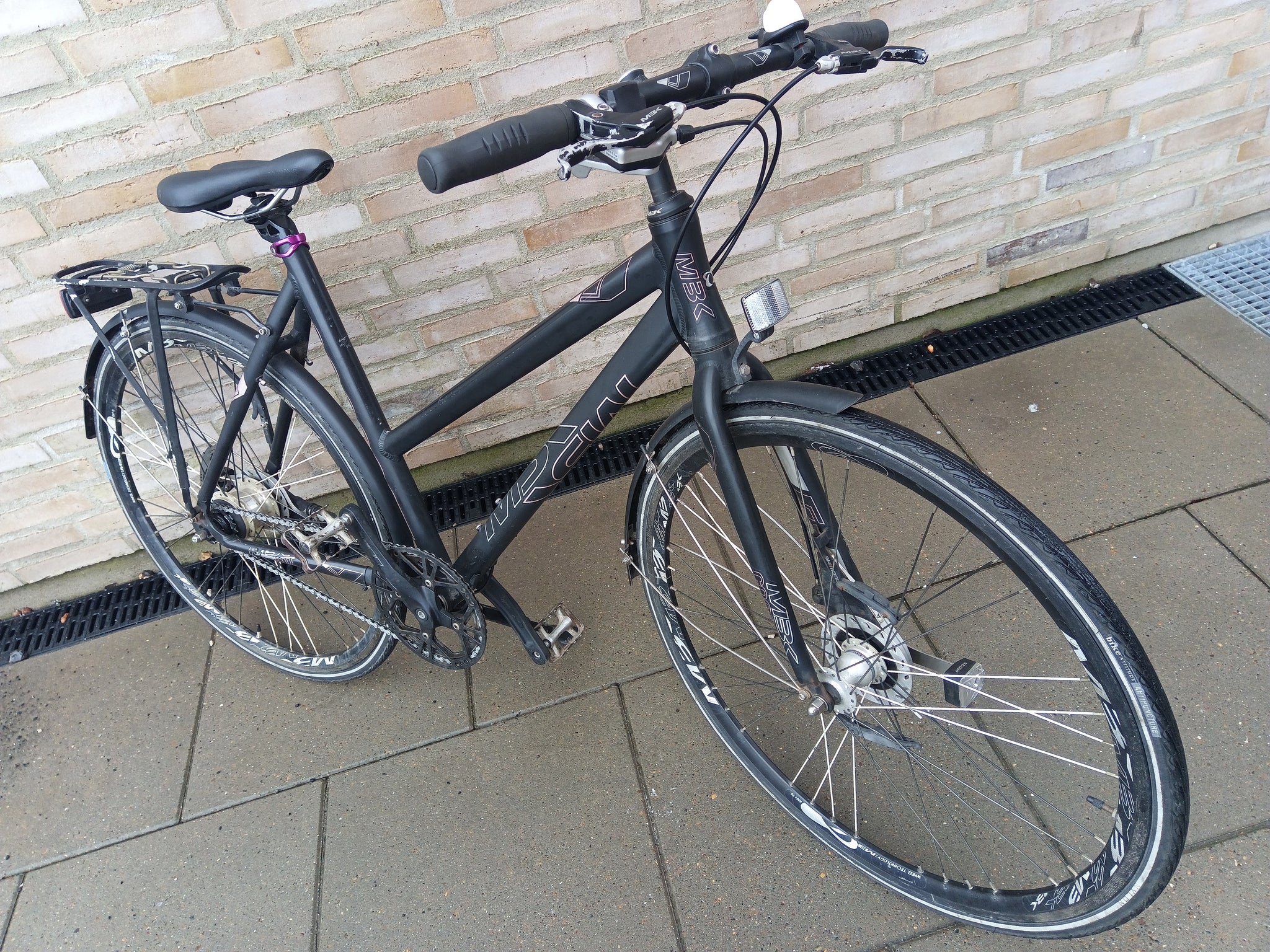 mbk citybike MBK Concept in Black/Purple – FlexiFix