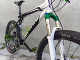 GT Aggressor Elite in Black/White/Green