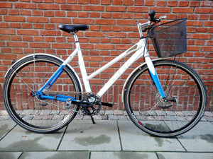 Raleigh Contest in White