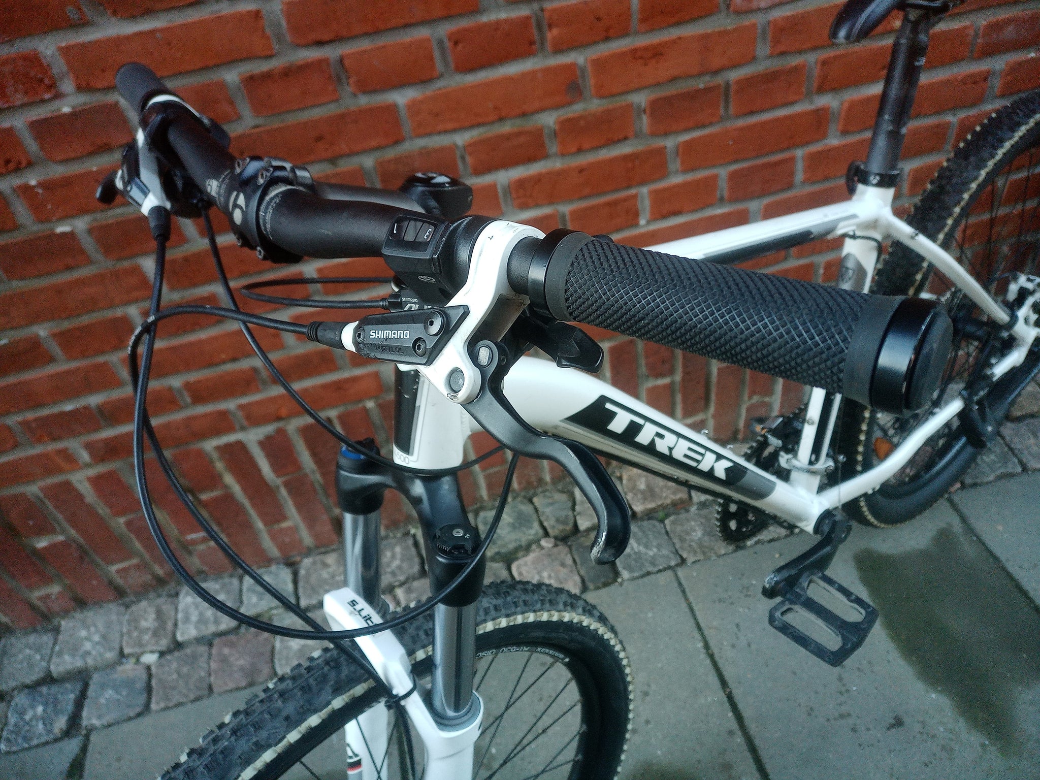 trek mountainbike 4500 Trek 4500 in White – FlexiFix